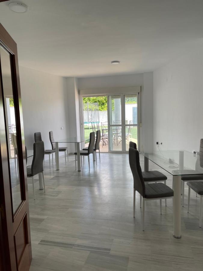 Exclusivo Chalet Sevilla. ¡Jardin & Cocina! Alcalá de Guadaira Buitenkant foto