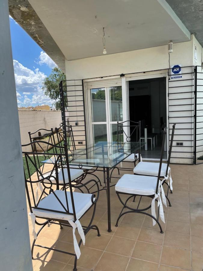Exclusivo Chalet Sevilla. ¡Jardin & Cocina! Alcalá de Guadaira Buitenkant foto
